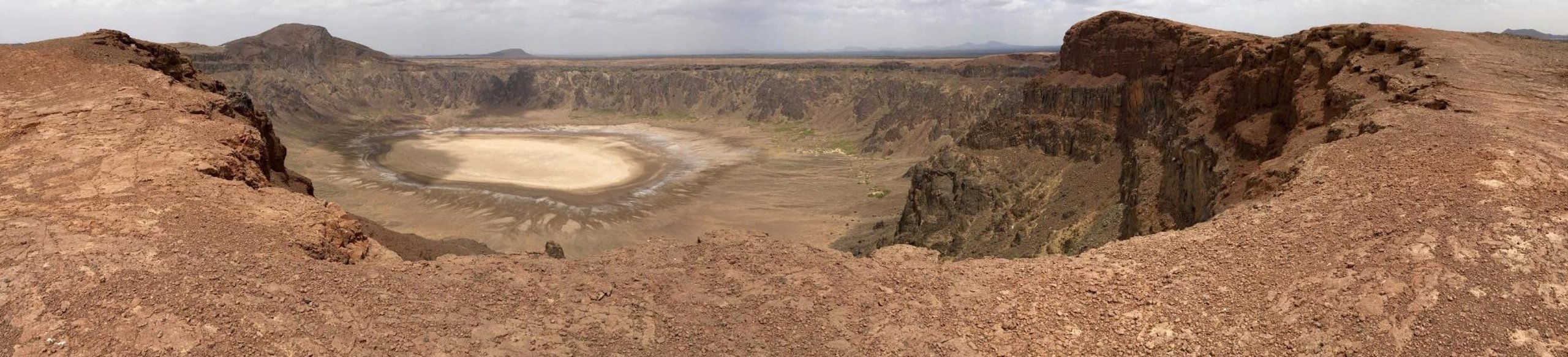 Al Wahbah crater