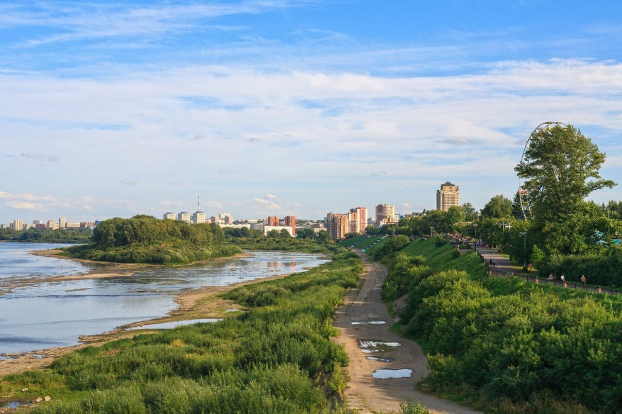 Tom River