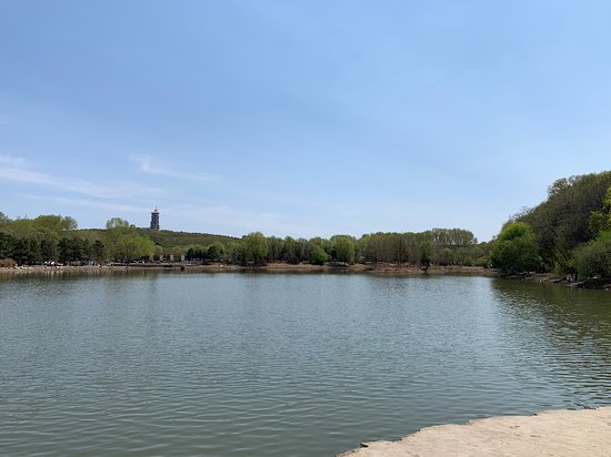 Jingyue Pool
