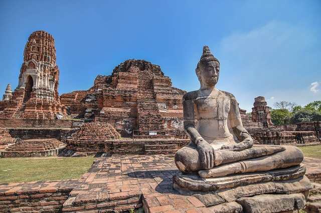King U-Thong Monument