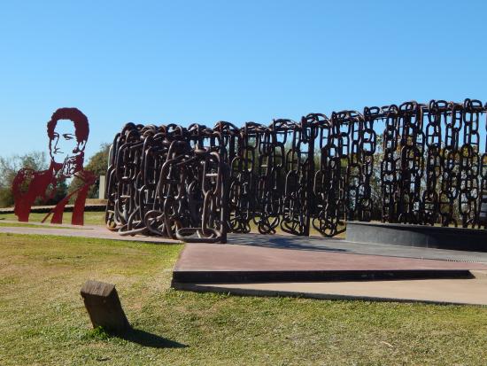 Monumento Batalla Vuelta de Obligado