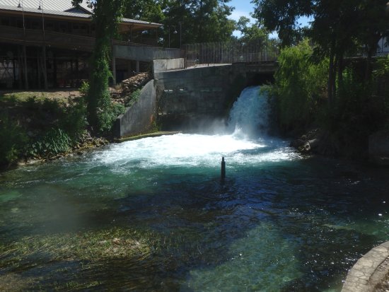 Landa Falls