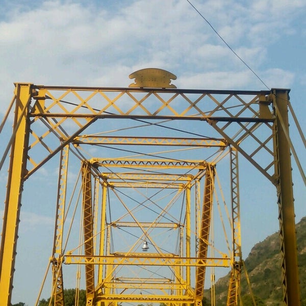 Puente Navarro