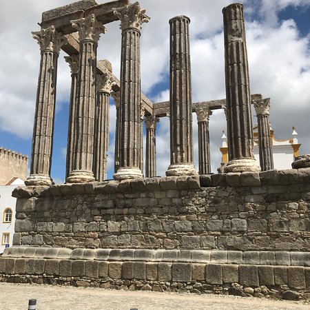 Templo Romano de Évora (Templo de Diana)