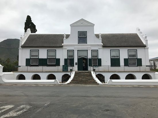 The Reinet House