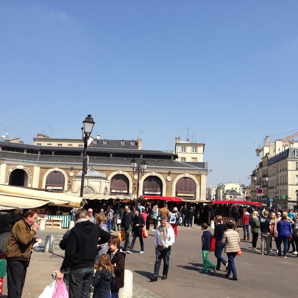 Place du Marché Notre-Dame
