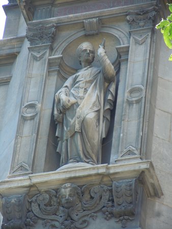 La statue de Saint-Thomas