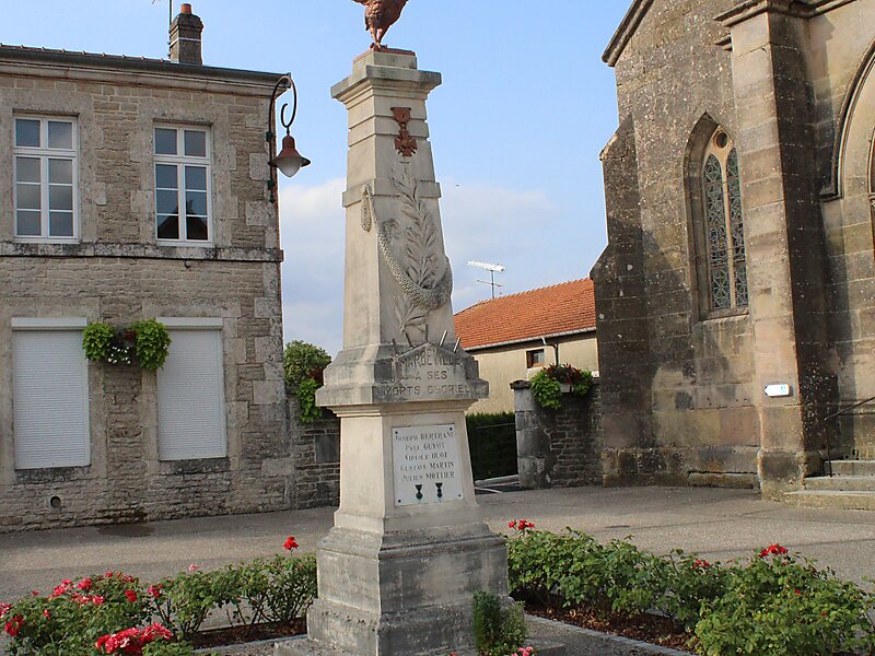 Monument au rebouteux Pierrounet