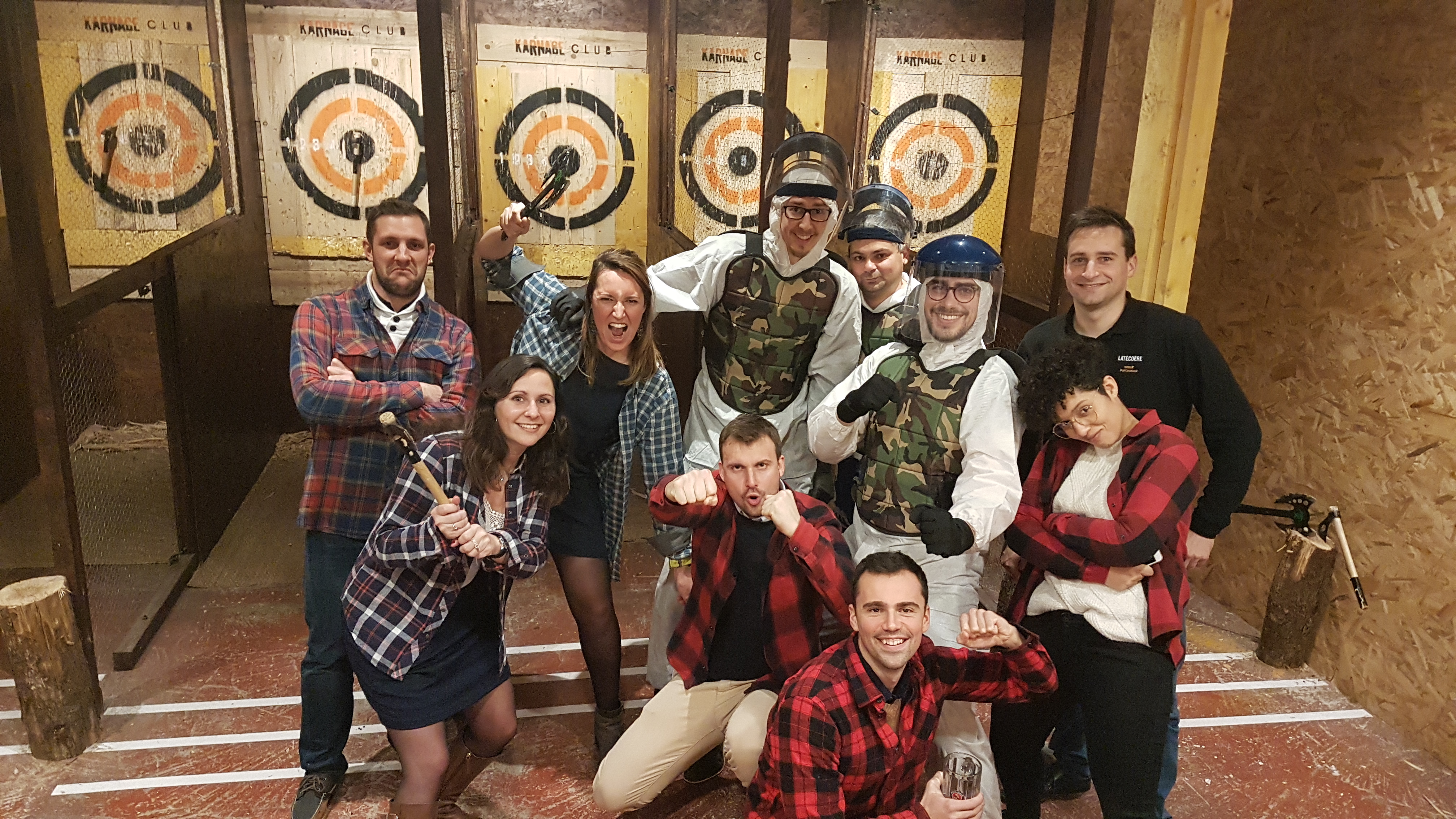 Karnage Club - Rage room & Lancer de haches