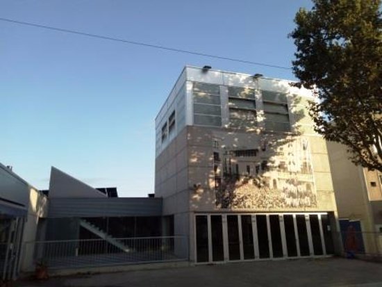 Biblioteca Antoni Comas