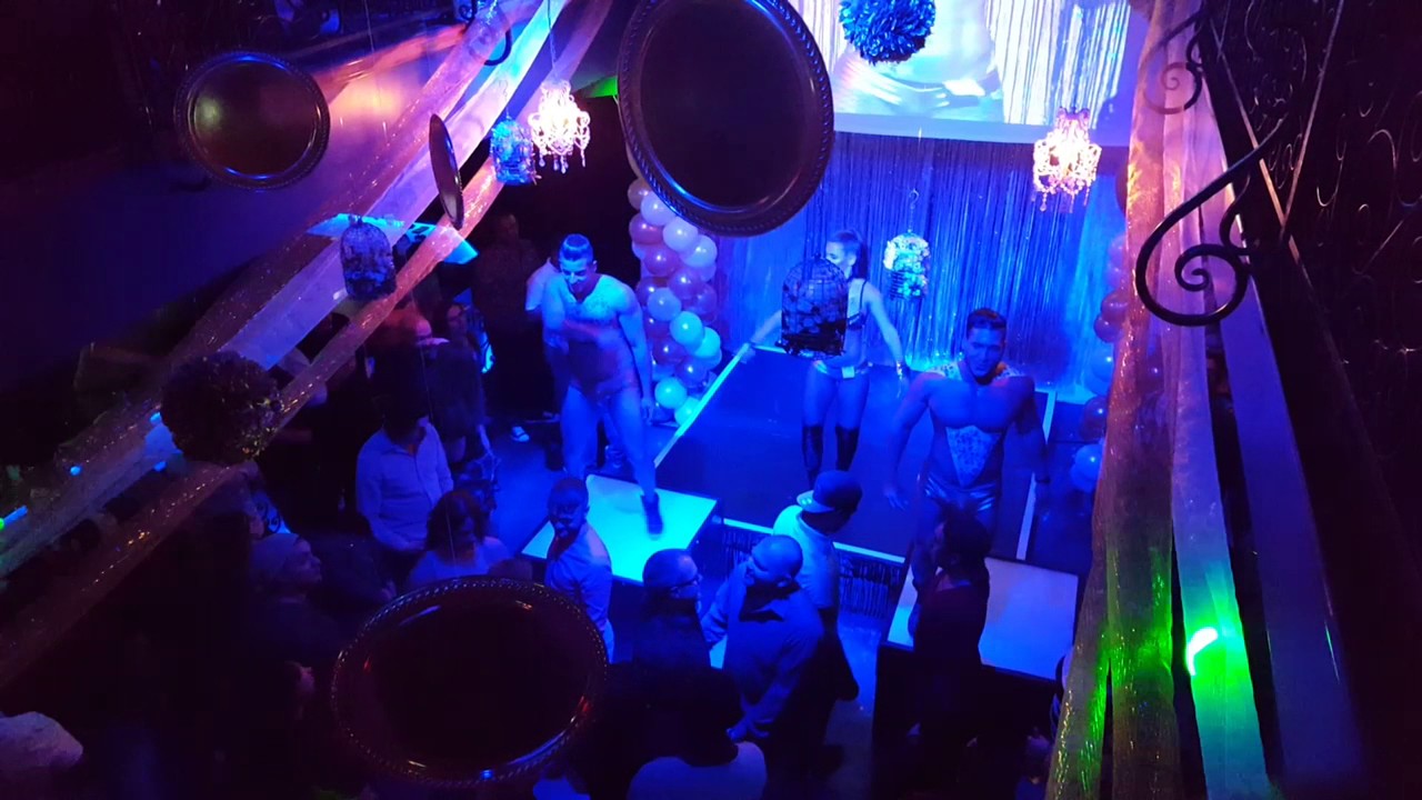 Piranha Club & Lounge