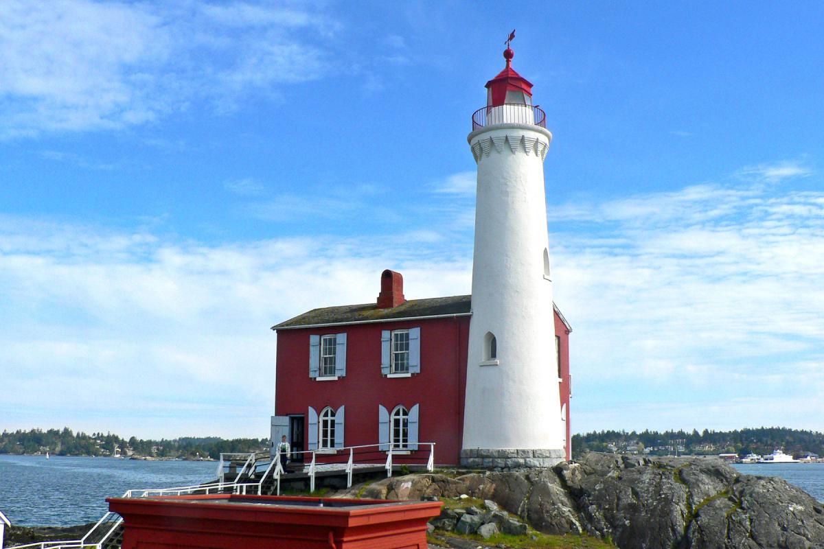 Gull Island Lighthouse