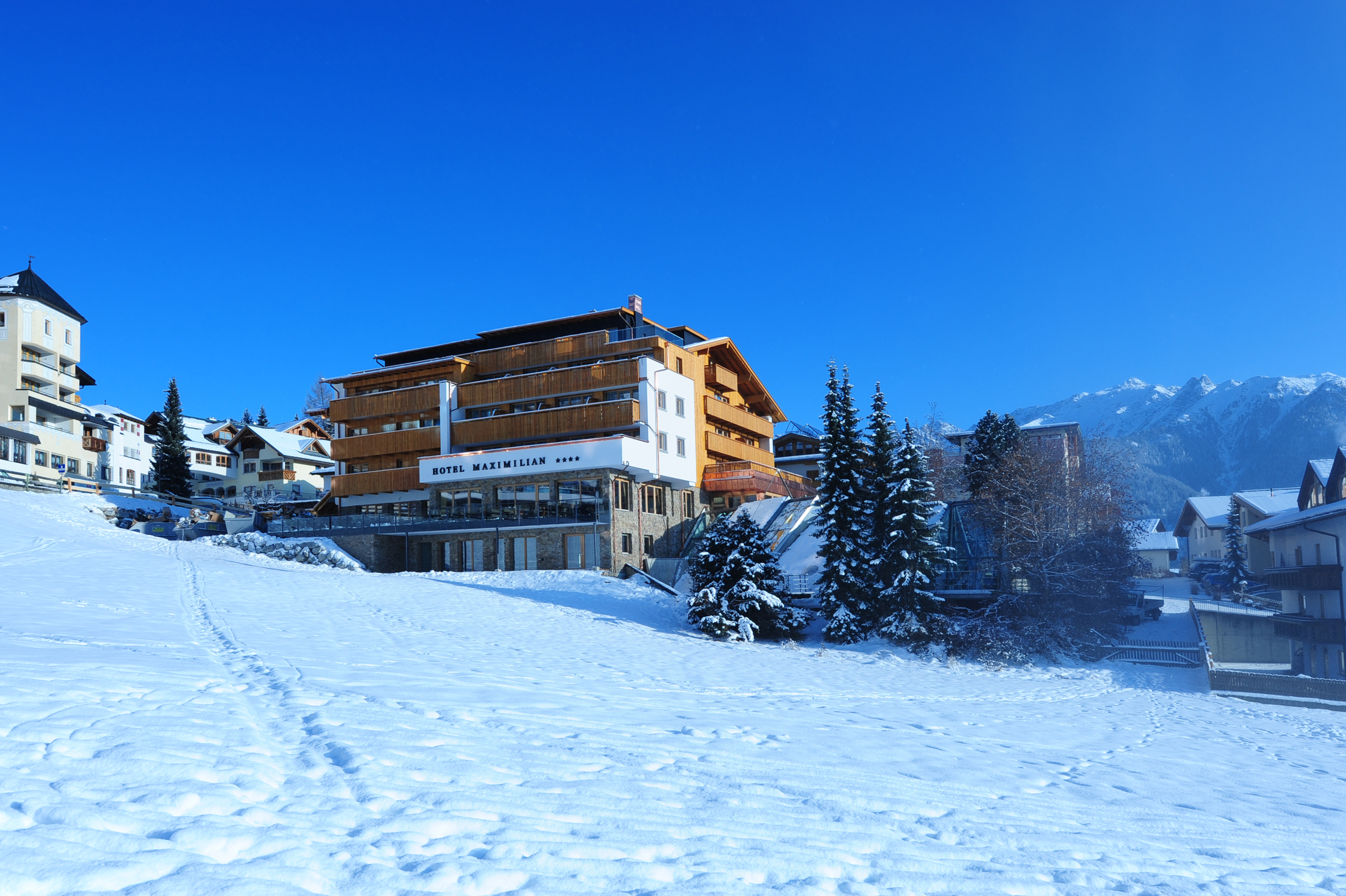 Peaks Alpine Bar