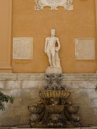 Fontana di Saturno di Trapani
