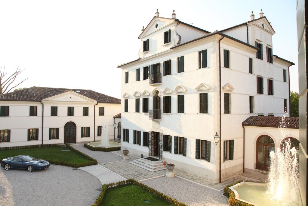 Villa Contarini, Guizzetti, Antonini, Della Rovere, Nenzi