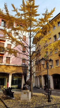 Piazza Pola