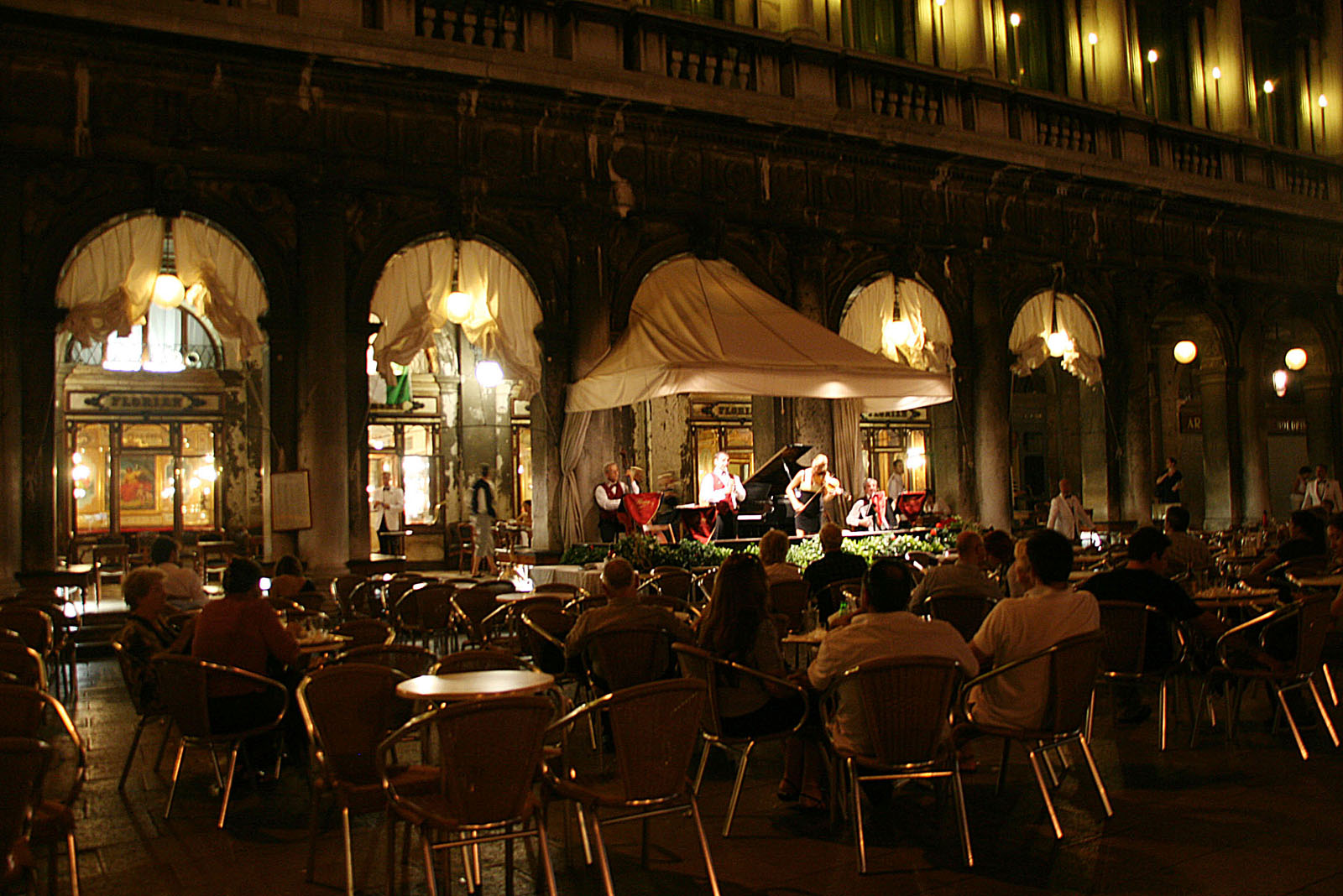 Cafe Blue