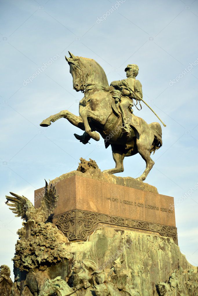 Monumento ad Amedeo di Savoia di Sommacampagna