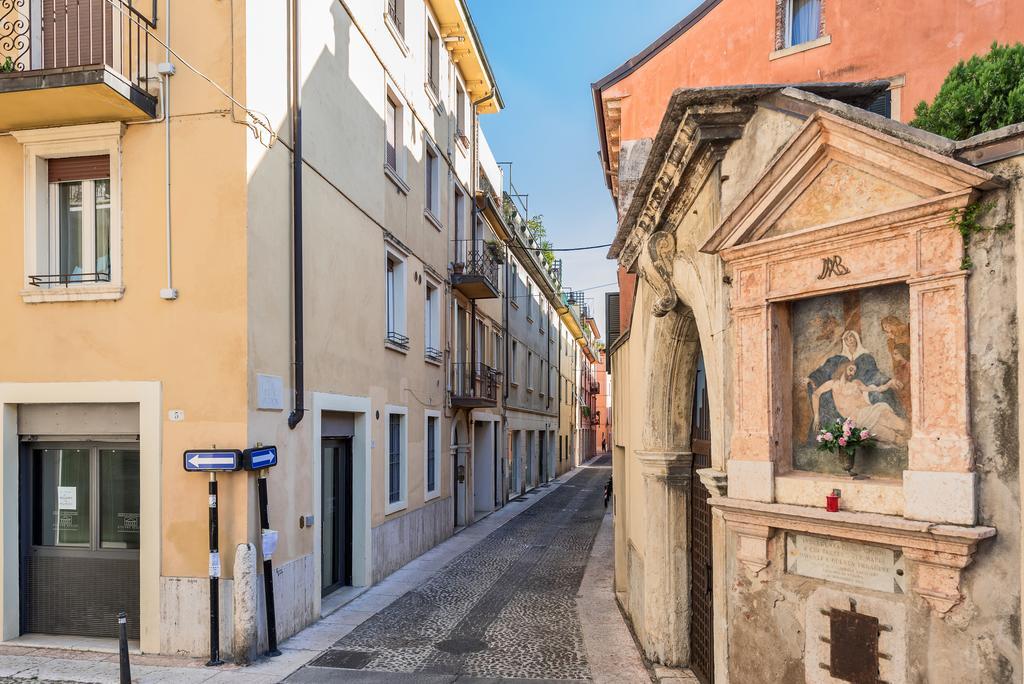 Palazzetto in Via Filippini, 1