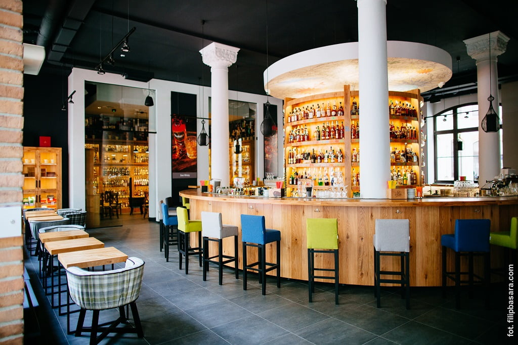 Coctail Bar Max & Dom Whisky