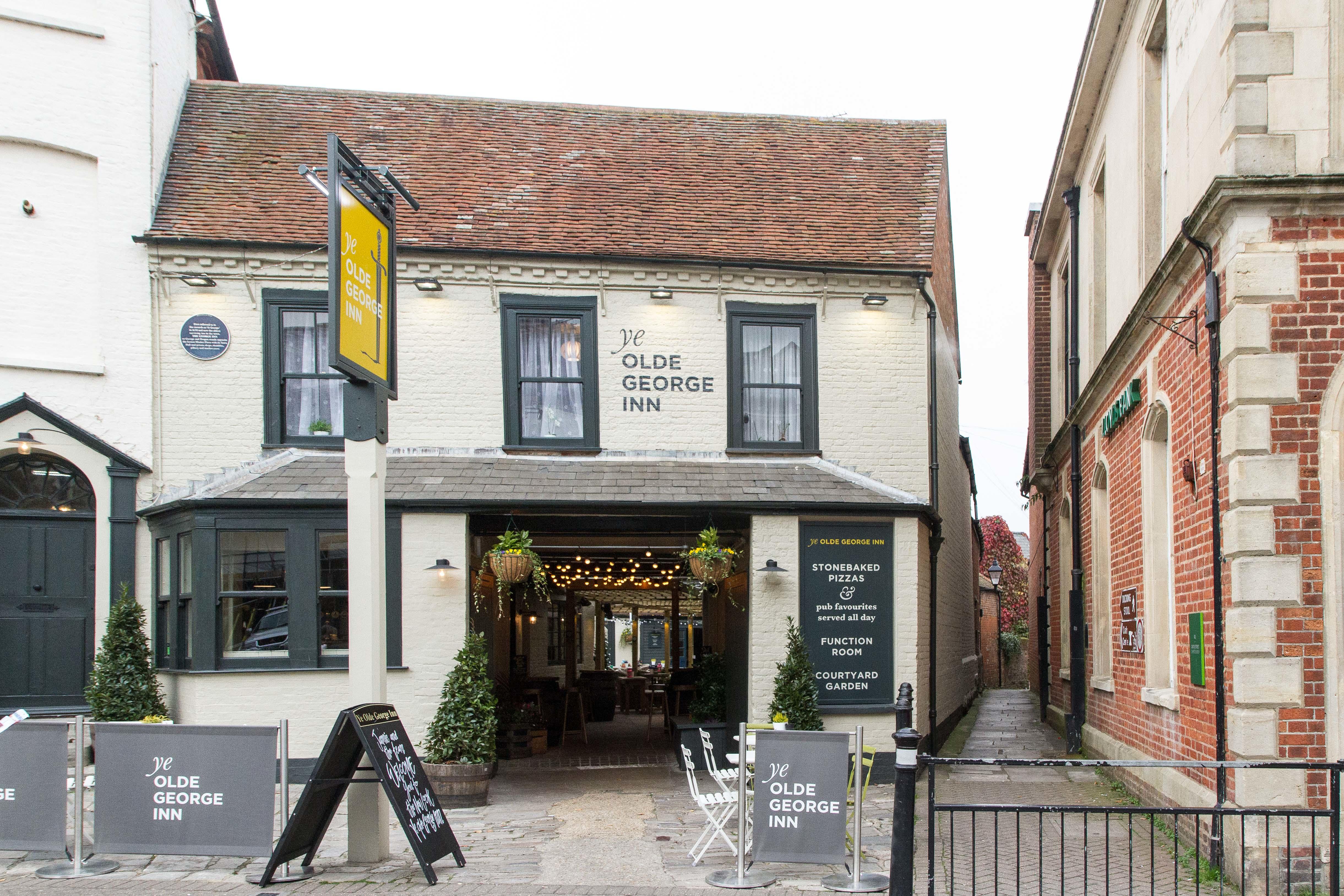 Ye Olde Coach & Horses Inn