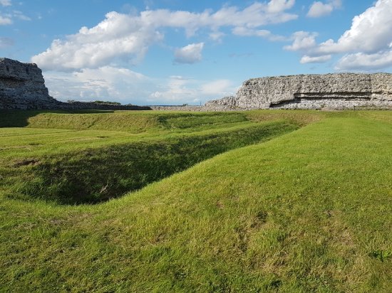 Richborough Roman Fort and Amphitheatre