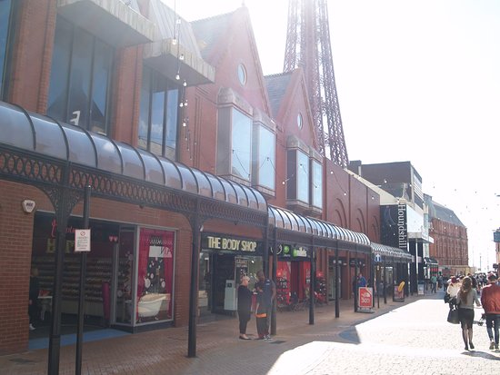 Houndshill Shopping Centre
