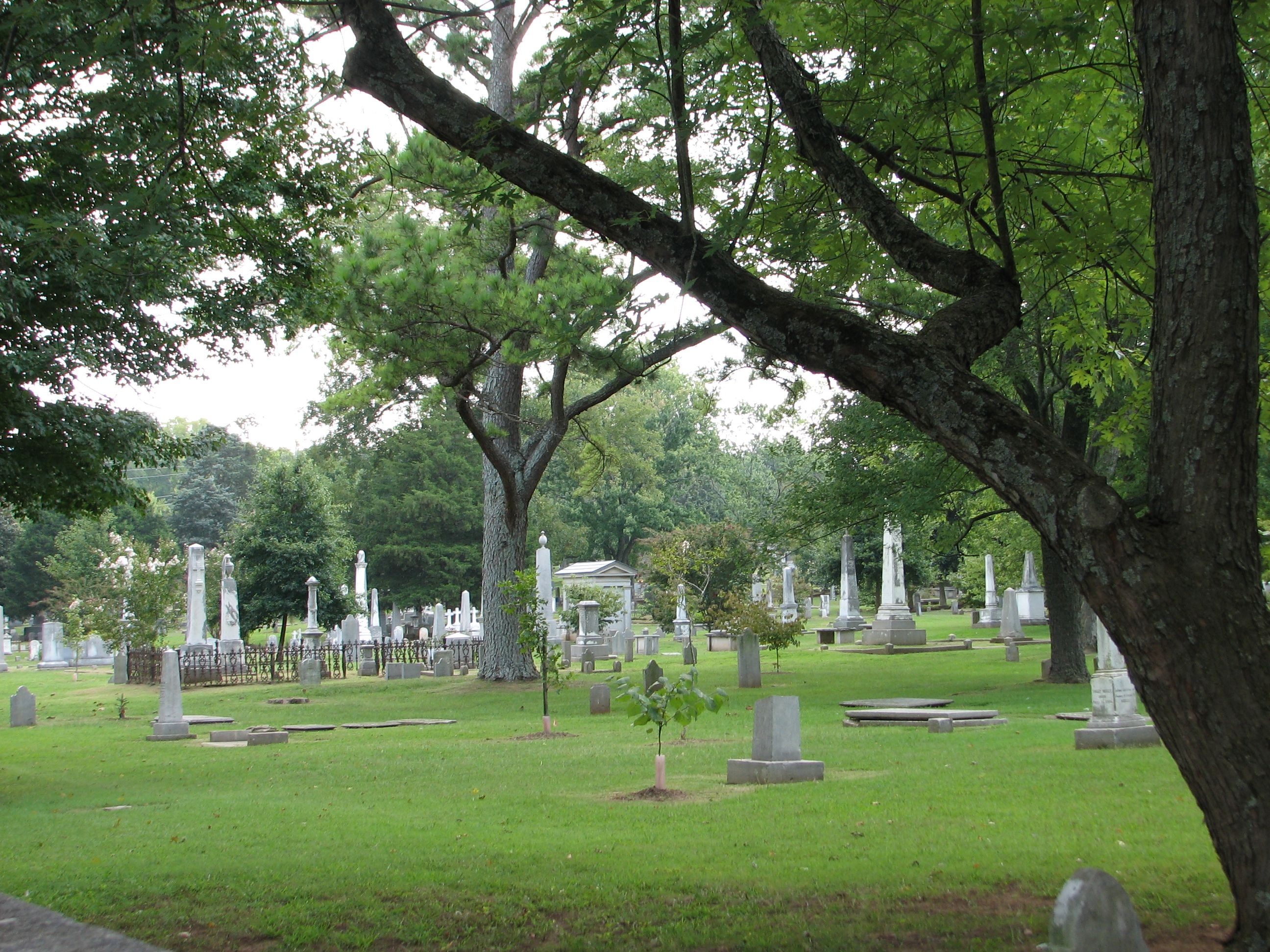 Maple Hill Cemetery