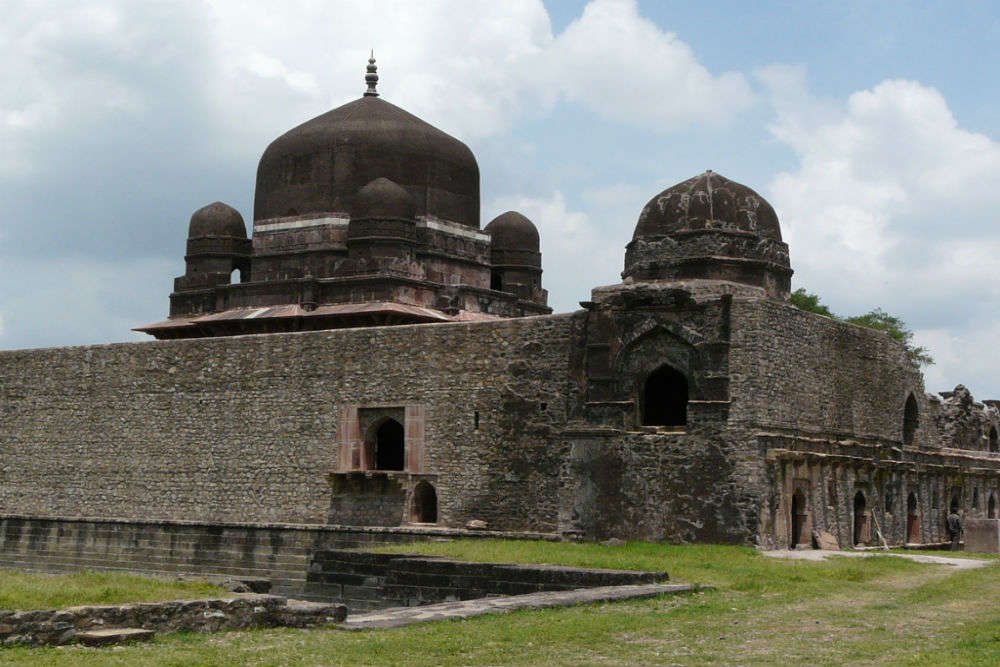 Ahmed Khan's Mosque and Tomb
