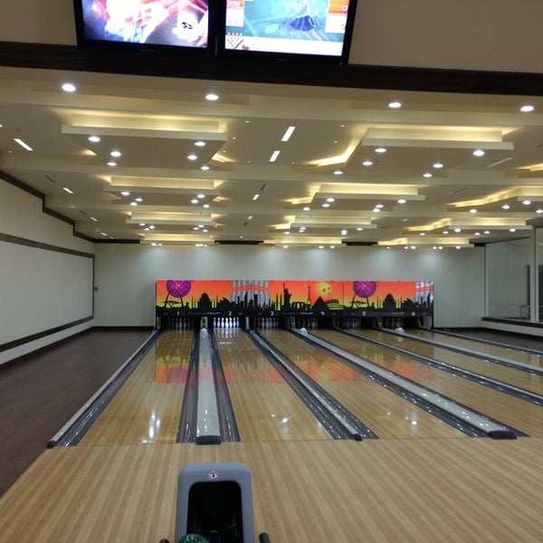 Bowling-Center Rock 'n' Bowl
