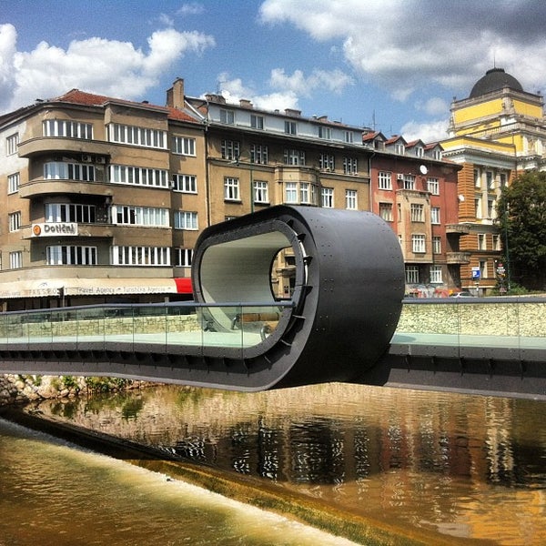 Bridge Festina Lente