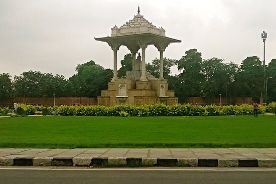 The Statue Circle