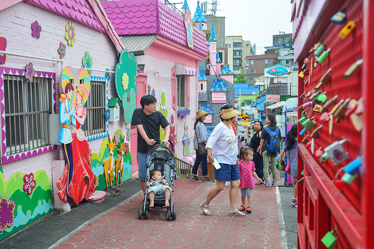 Songwol-dong Fairytale Village