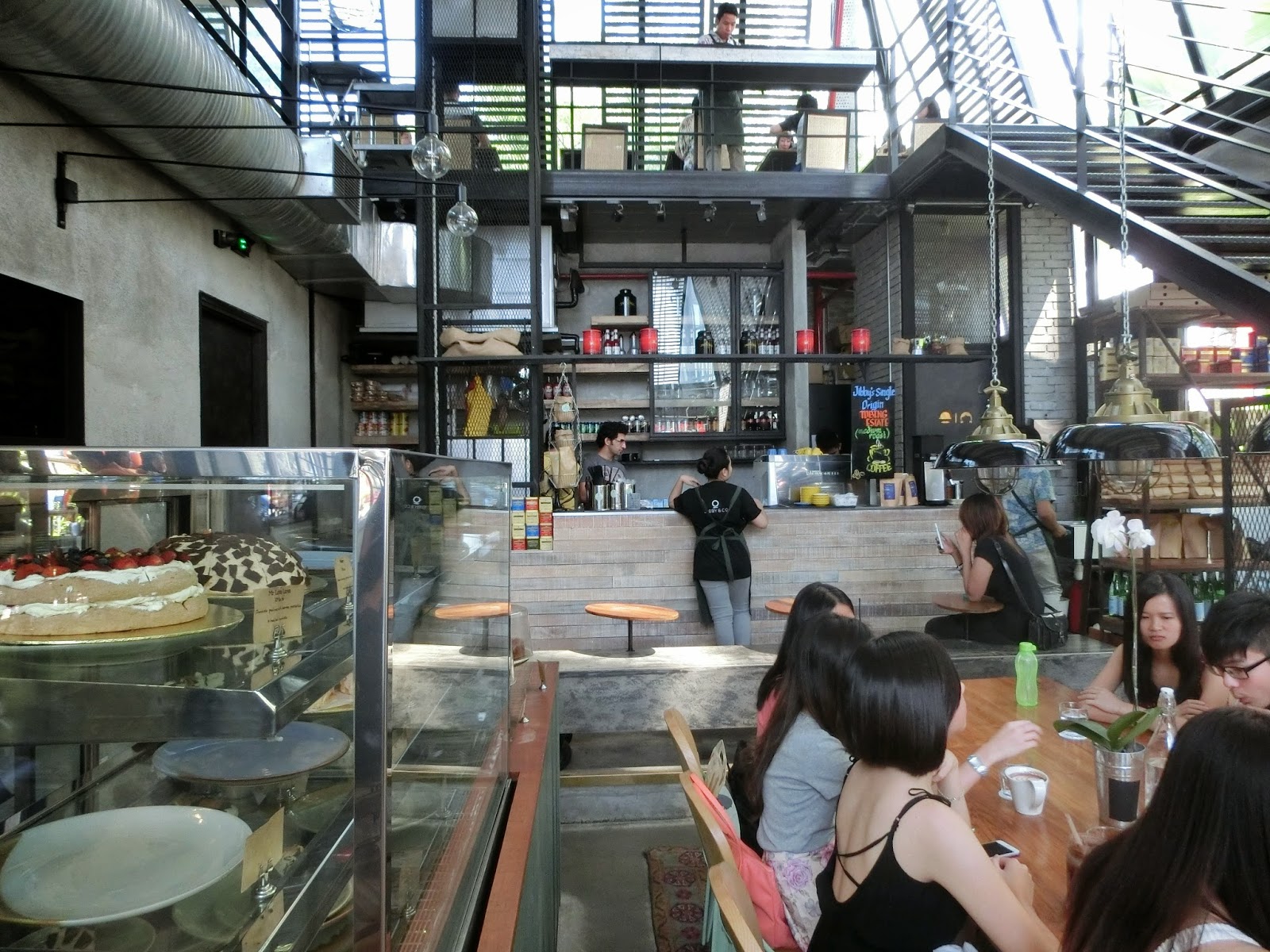 Empire Shopping Gallery