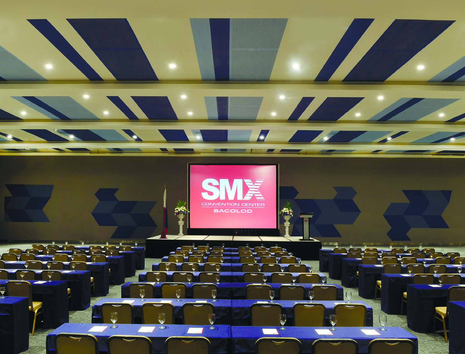 SMX Convention Center