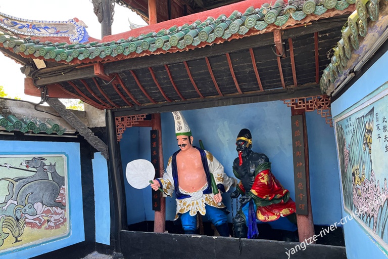 FengDu Lu BuXingJie (FengDu ZhongLu BuXingJie)