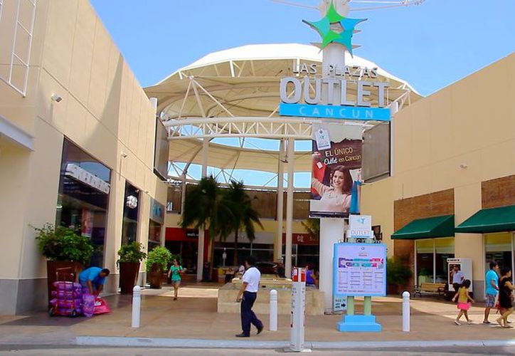 Las Plazas Outlet Cancun