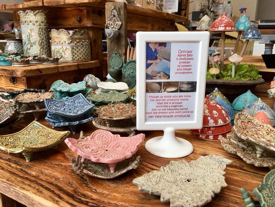 Artikon Gift Shop