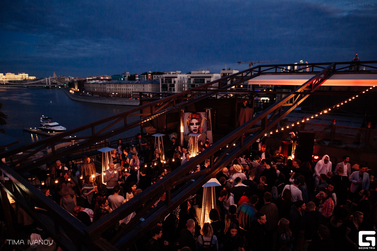 Fantomas Chateau & Rooftop