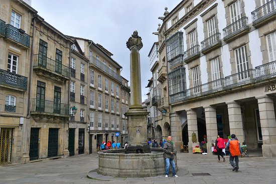 Plaza Cervantes - Santiago