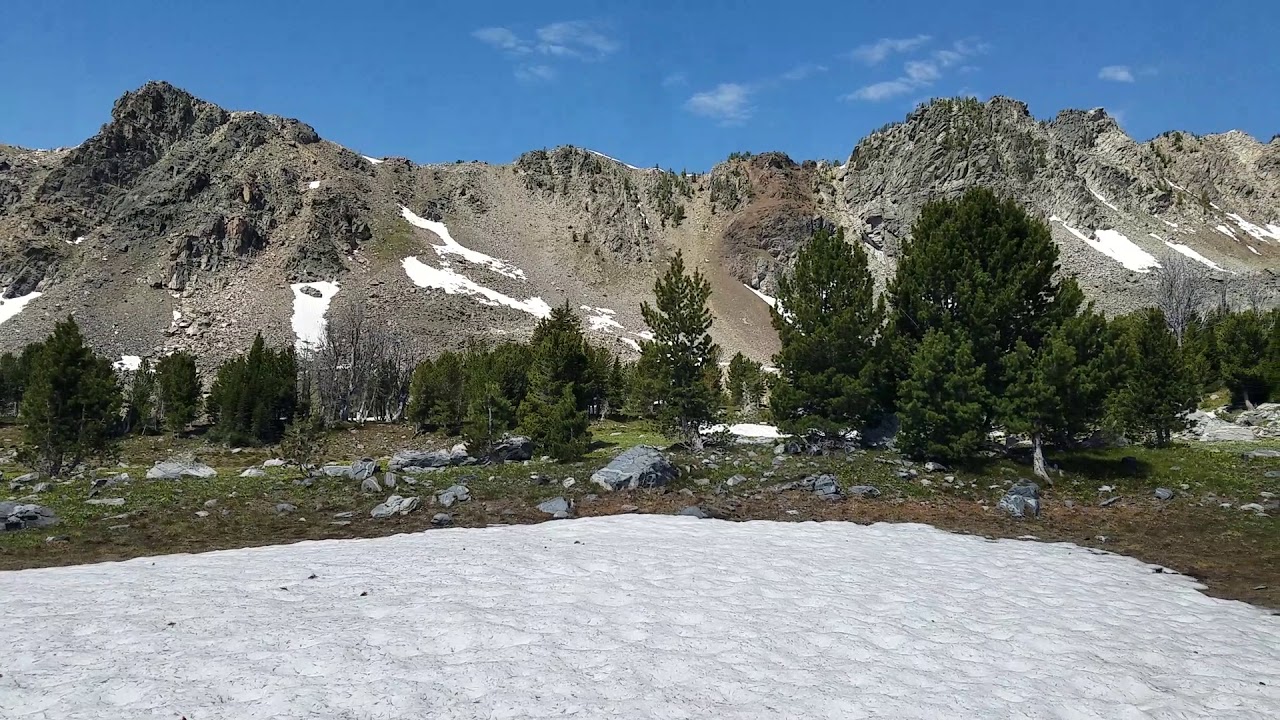 Beehive Basin Trail