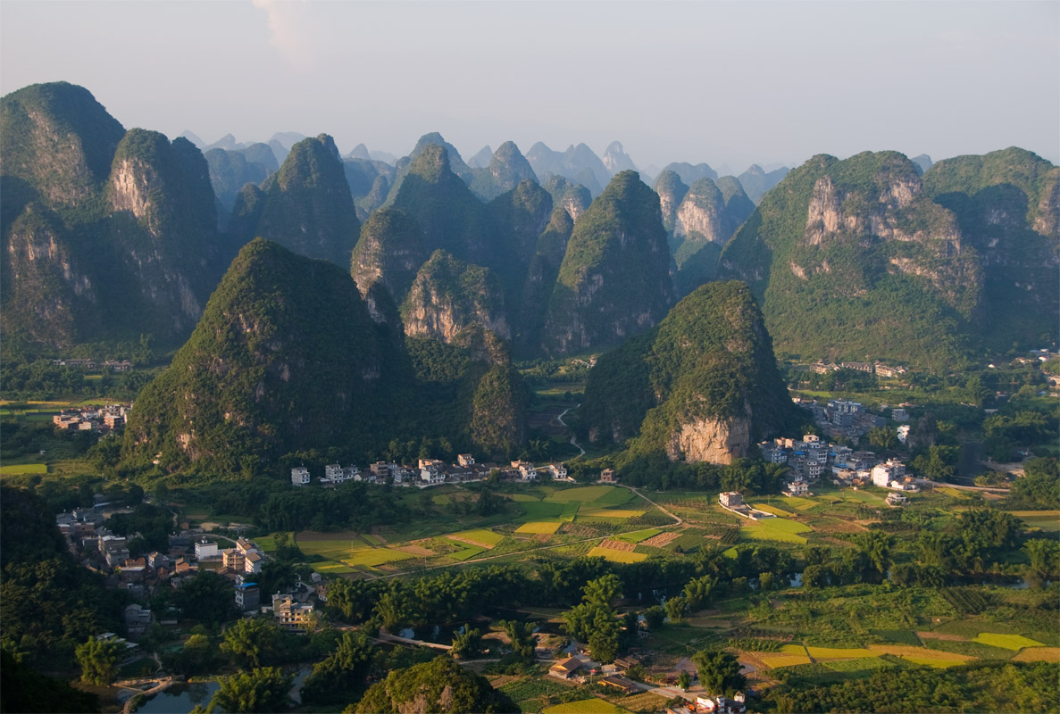 Peach Garden of Daling Mountain