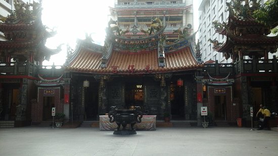 Bao An Gong Yuan