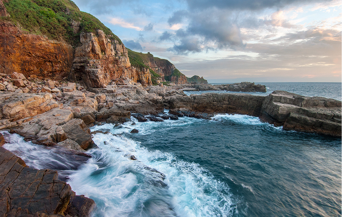 Longdong Bay
