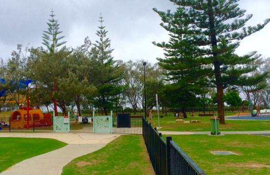 Kurrawa Pratten Park