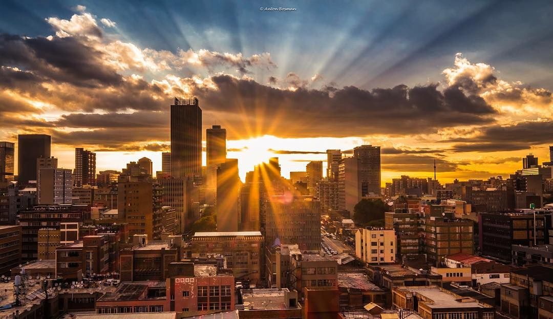 Jozi Transfers & Tours
