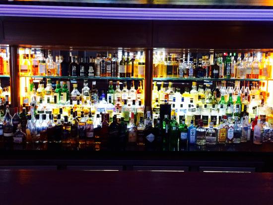 Bascule Whisky, Wine & Cocktail Bar