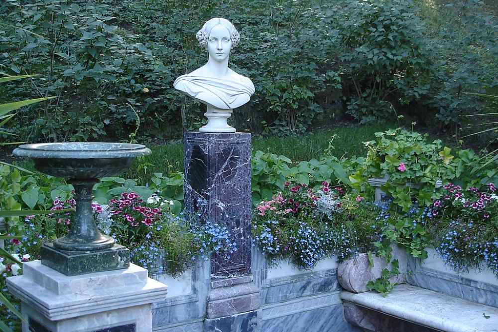 Bench-Monument to Grand Duchess Aleksandra Nikolayevna