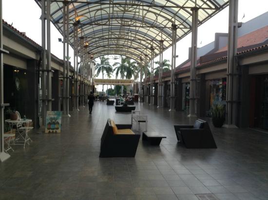 Renaissance Marketplace