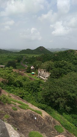 Kadia Dungar Caves